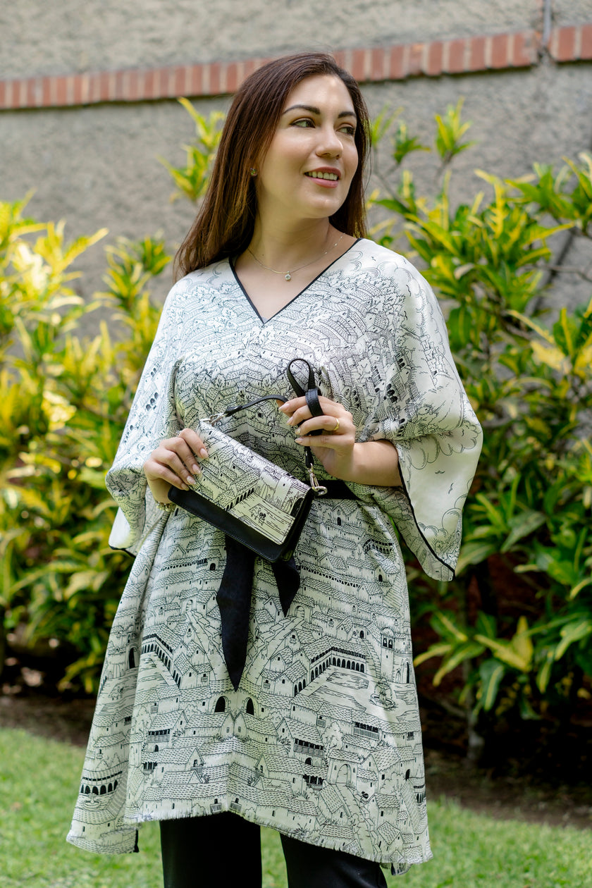PONCHO CALLES DE CUSCO BEIGE