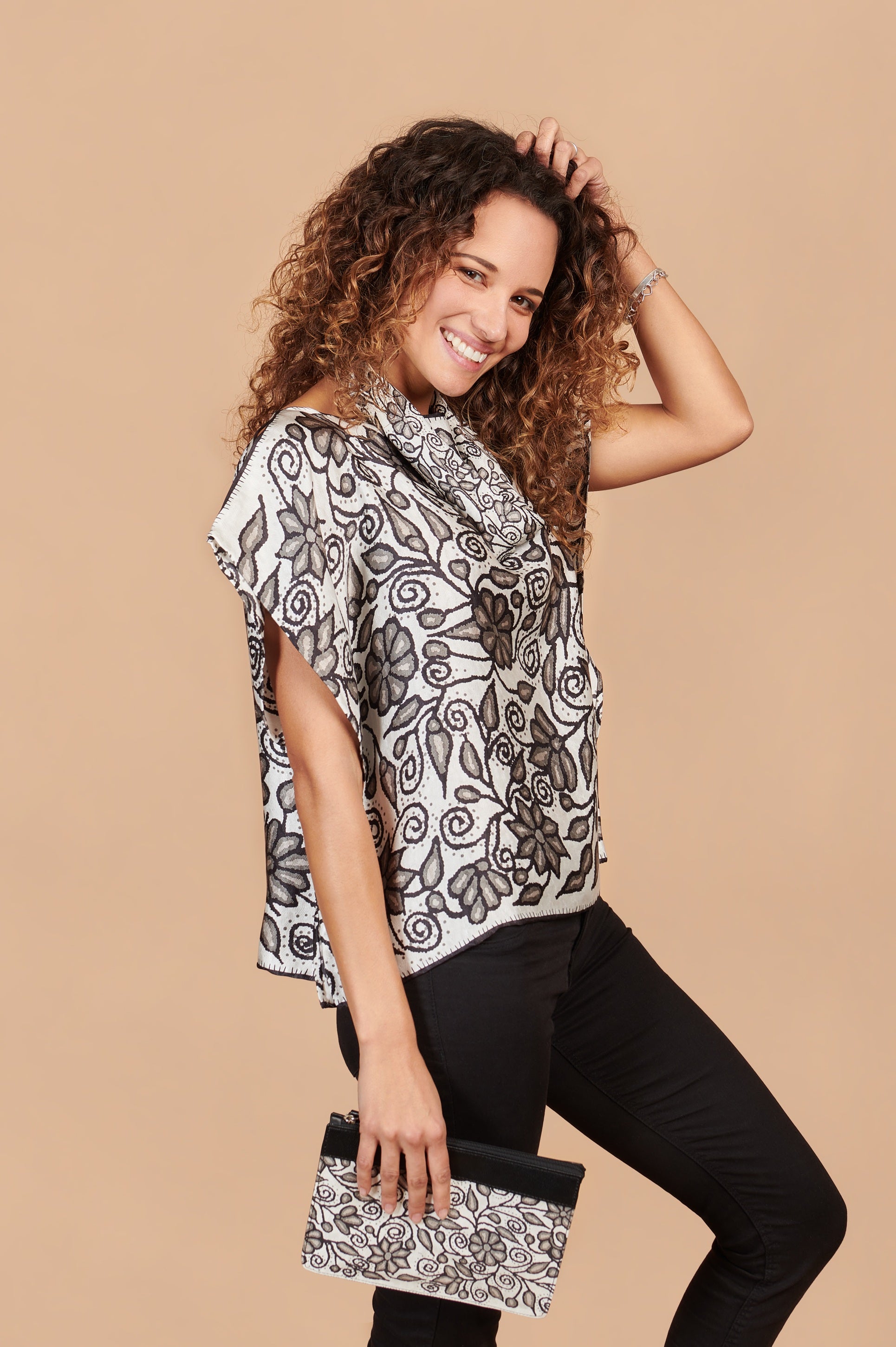 BLUSA AYACUCHO NEGRO