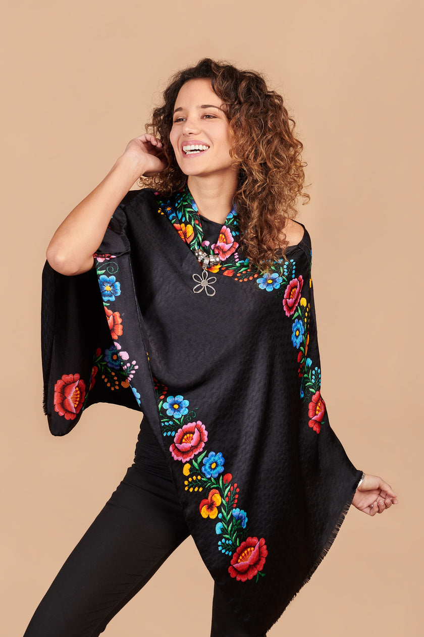 PONCHITO FLOR ANDINA NEGRO