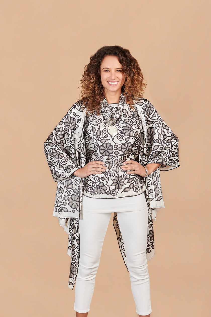 PONCHO AYACUCHO NEGRO