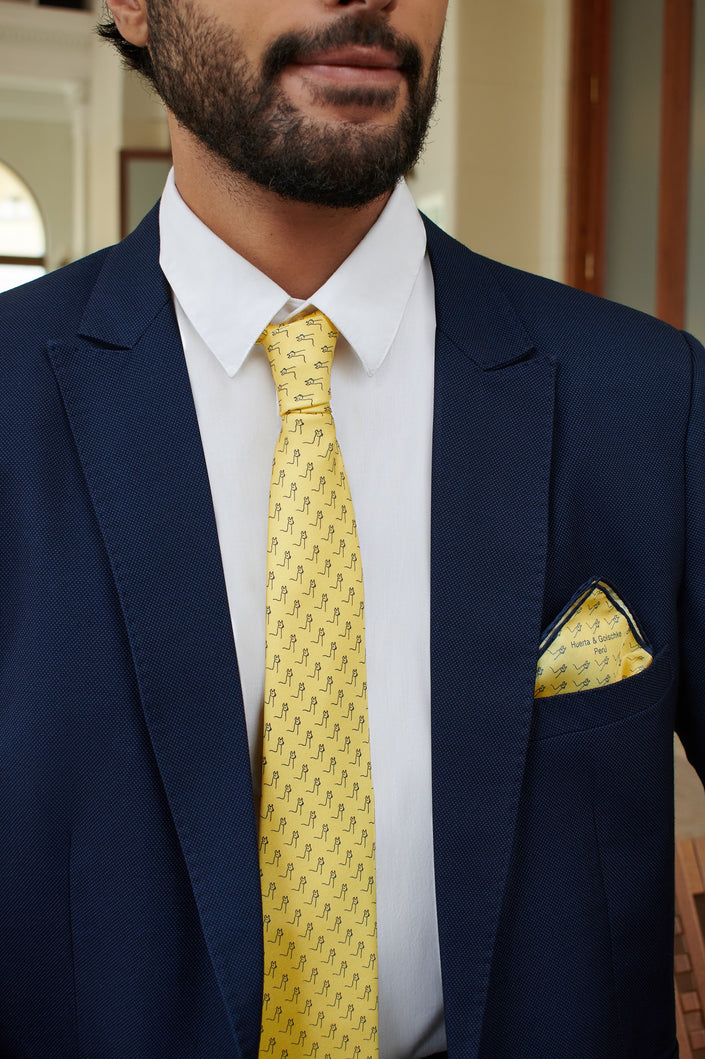 CORBATA 4LLAMA AMARILLO