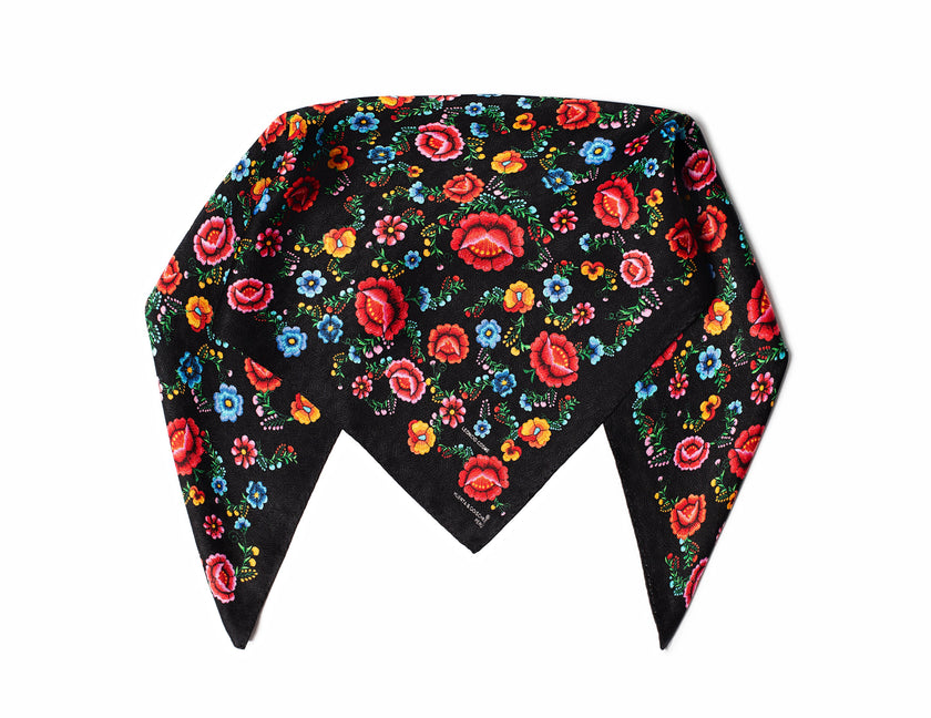 PAÑUELO FLOR ANDINA NEGRO