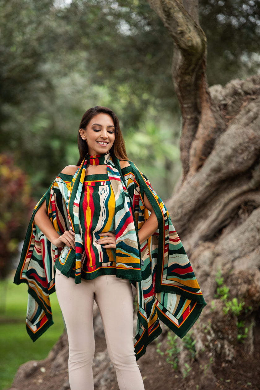 PONCHO2 MONTAÑA VERDE (VERSATIL)