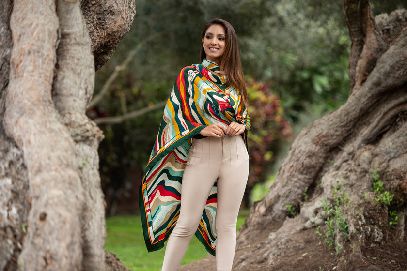 PONCHO2 MONTAÑA VERDE (VERSATIL)