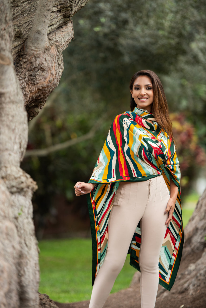 PONCHO2 MONTAÑA VERDE (VERSATIL)