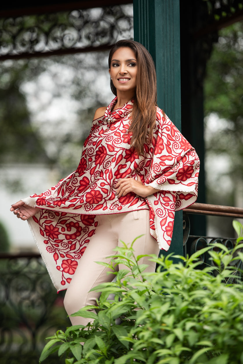 PONCHITO AYACUCHO ROJO