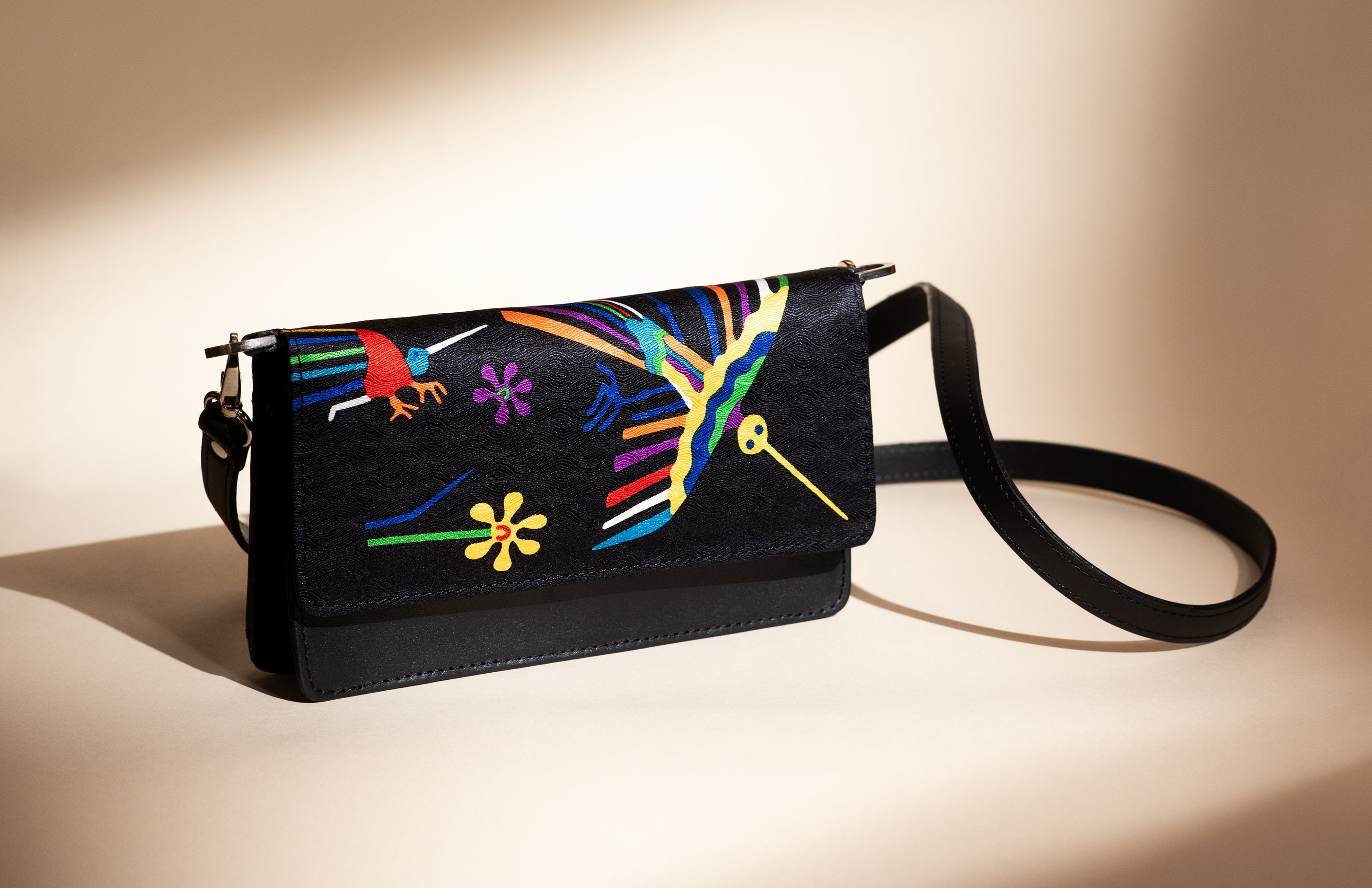 CARTERA VIAJERA NAZCA NEGRO