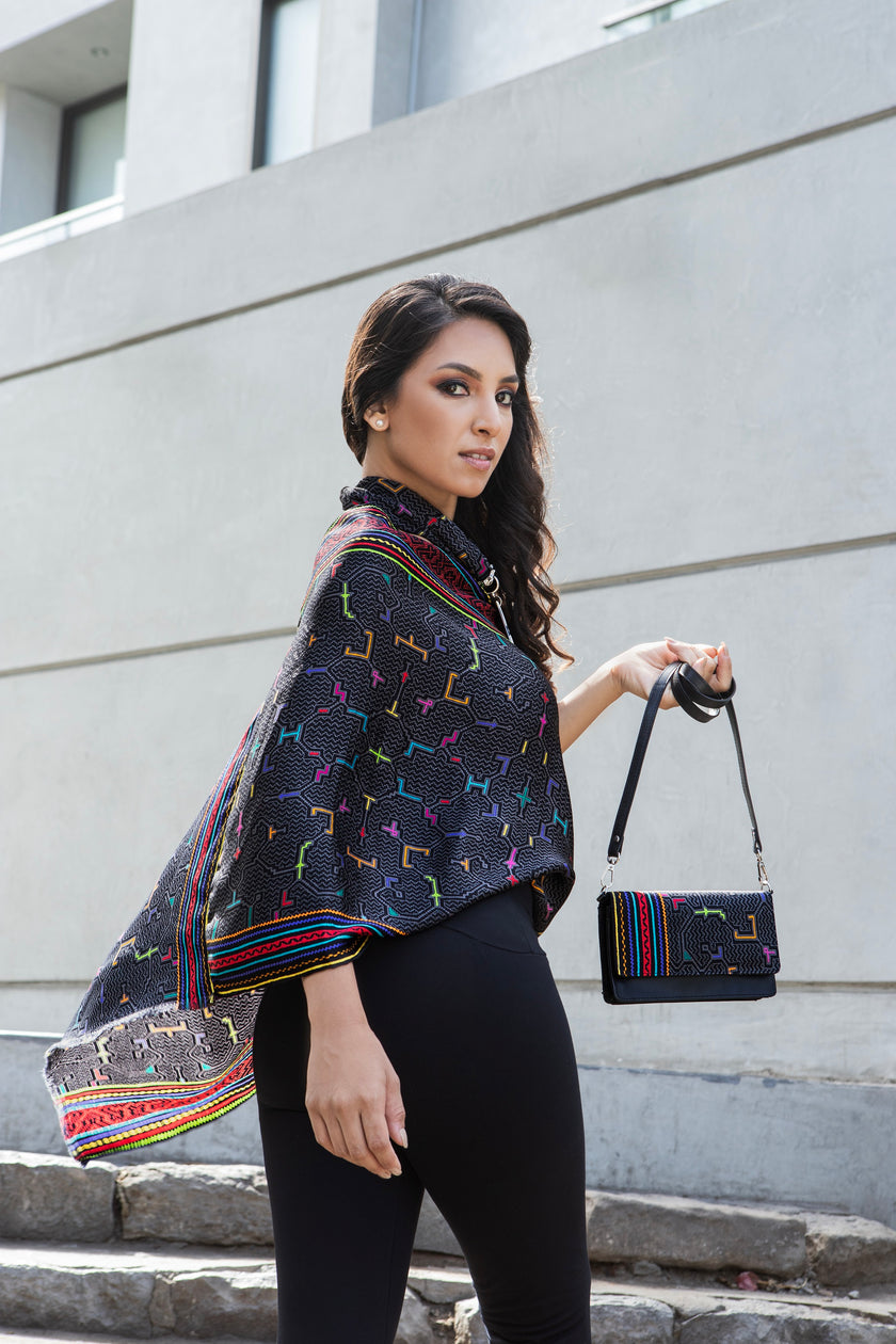 PONCHITO AMAZONAS NEGRO