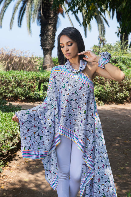 PONCHO AMAZONAS BLANCO