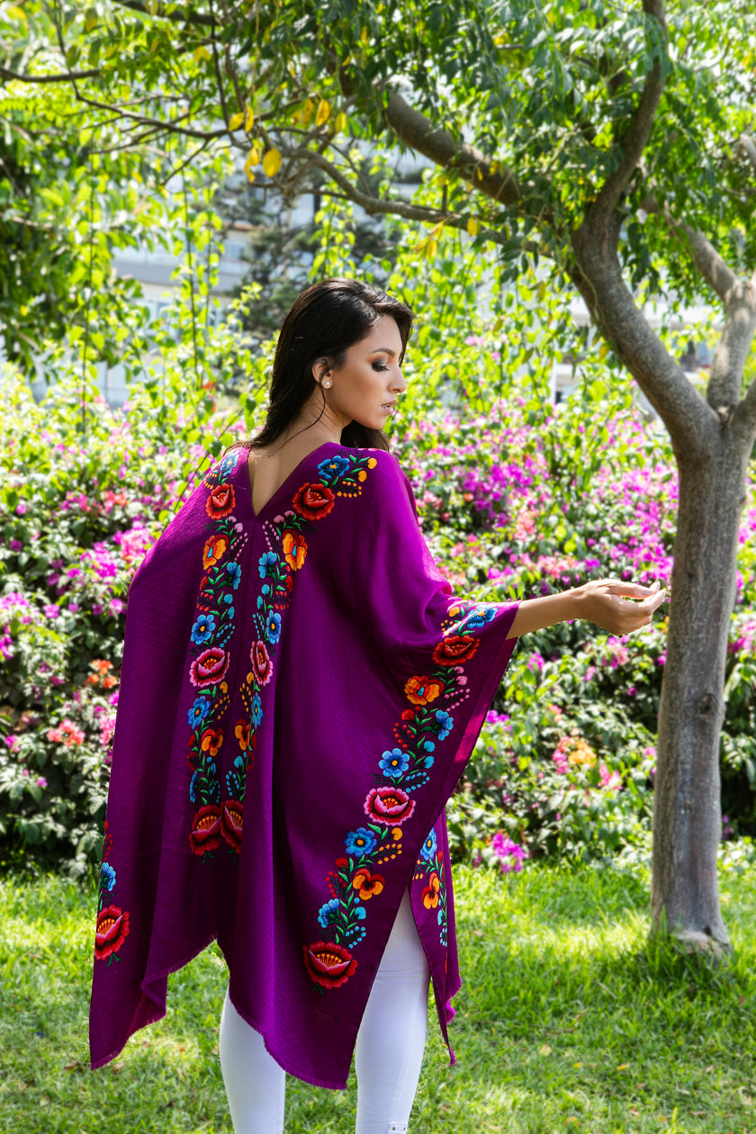PONCHO FLOR ANDINA PURPURA