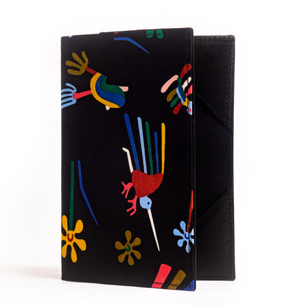 CARTERA PASAPORTE NAZCA NEGRO