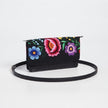 CARTERA VIAJERA FLOR ANDINA NEGRO