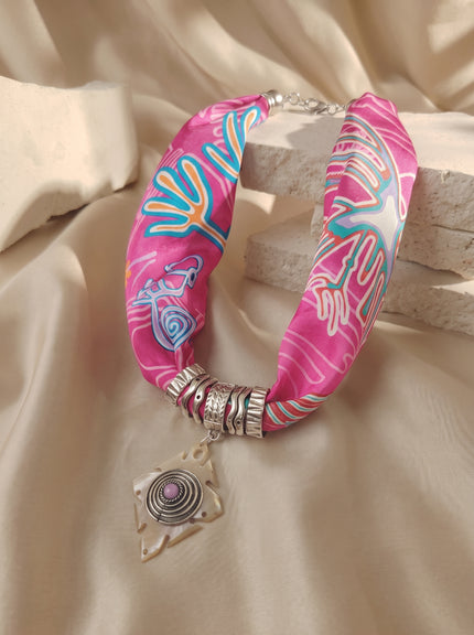 COLLAR NAZCA ROSADO
