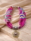 COLLAR NAZCA ROSADO