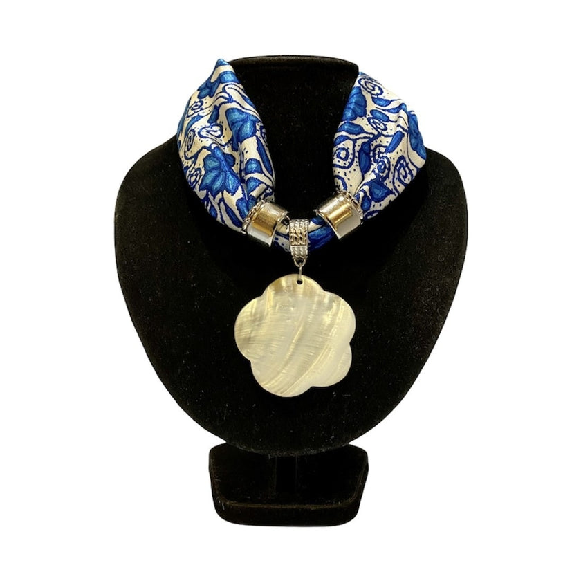 COLLAR AYACUCHO AZUL